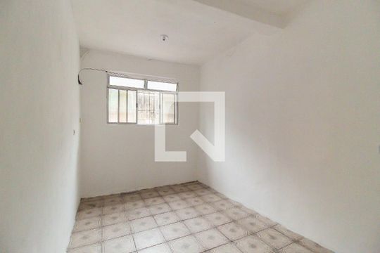 Casa para alugar com 2 quartos, 100m² em Parque Guarani, São Paulo