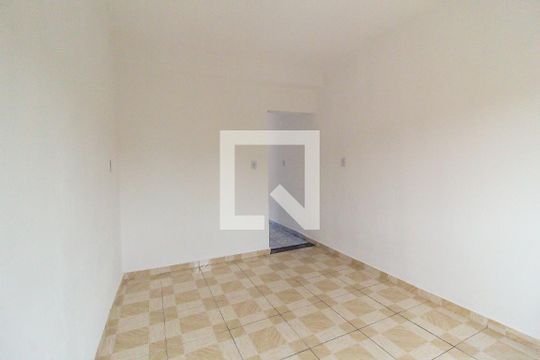 Quarto 2 de casa para alugar com 2 quartos, 100m² em Parque Guarani, São Paulo