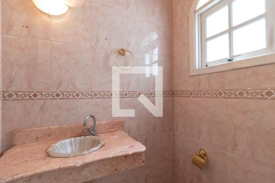 Lavabo de casa à venda com 4 quartos, 320m² em Lauzane Paulista, São Paulo