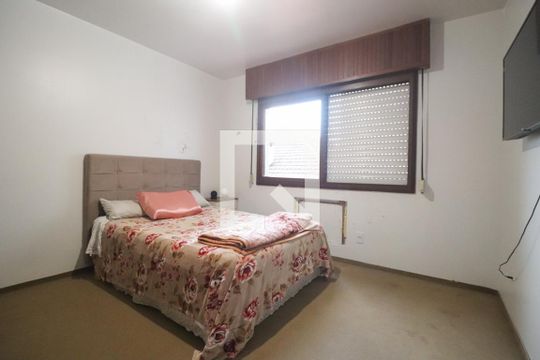 Quarto 1 de apartamento à venda com 2 quartos, 75m² em Centro, São Leopoldo