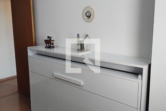 Quarto de apartamento à venda com 2 quartos, 57m² em Baeta Neves, São Bernardo do Campo