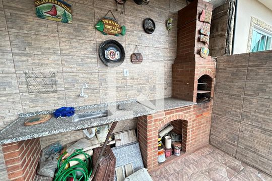 Churrasqueira de casa para alugar com 1 quarto, 50m² em Bento Ribeiro, Rio de Janeiro
