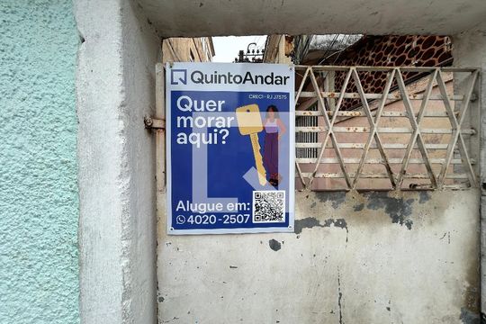 Plaquinha de casa para alugar com 1 quarto, 50m² em Bento Ribeiro, Rio de Janeiro