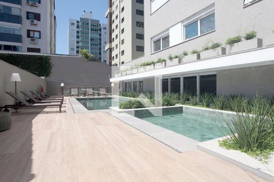 Área Comum - Piscina de apartamento à venda com 3 quartos, 221m² em Petrópolis, Porto Alegre