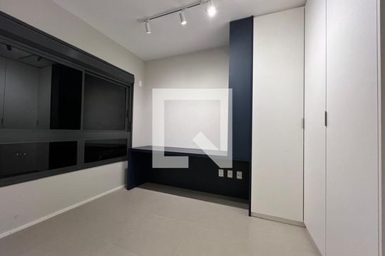 Semi suite de apartamento para alugar com 2 quartos, 73m² em Vila da Serra, Nova Lima