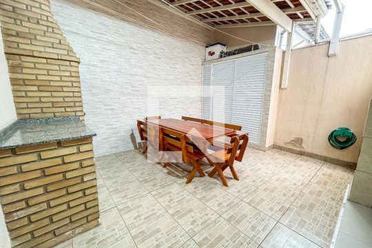 Casa à venda com 3 quartos, 125m² em Jardim Santo Antoninho, São Paulo