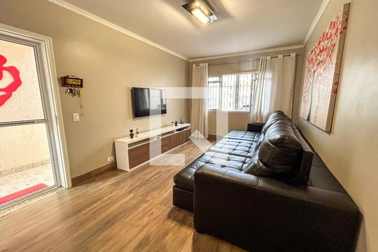 Sala de casa à venda com 3 quartos, 125m² em Jardim Santo Antoninho, São Paulo