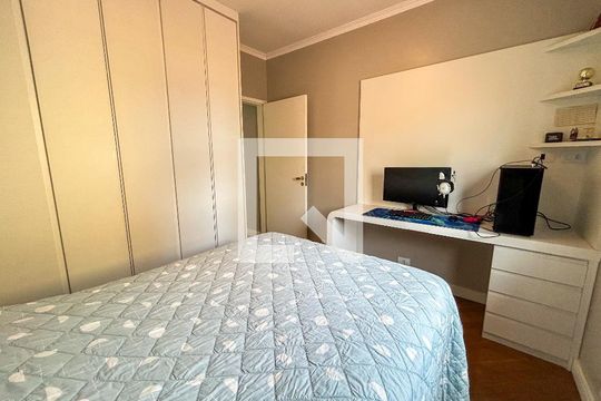 Quarto 2 de casa à venda com 3 quartos, 125m² em Jardim Santo Antoninho, São Paulo