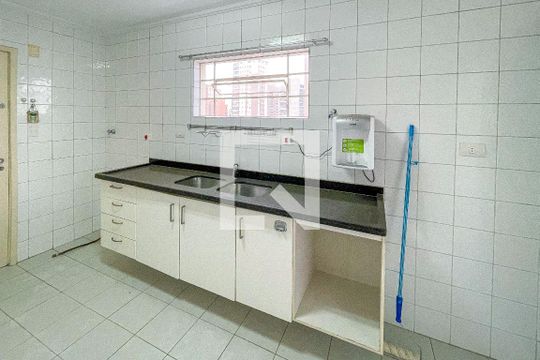 Cozinha de apartamento à venda com 2 quartos, 137m² em Vila Mariana, São Paulo