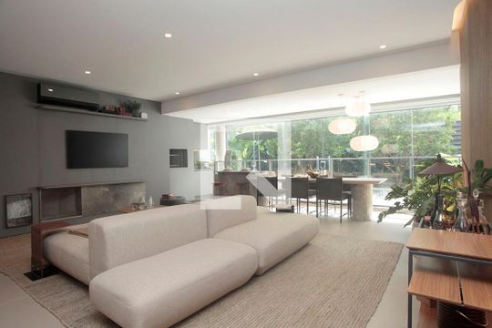 Sala de apartamento à venda com 3 quartos, 198m² em Petrópolis, Porto Alegre