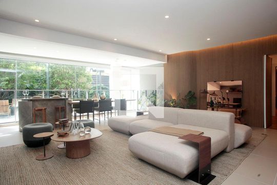 Apartamento à venda com 3 quartos, 198m² em Petrópolis, Porto Alegre
