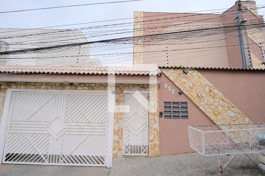 Fachada de casa de condomínio à venda com 3 quartos, 130m² em Penha de França, São Paulo