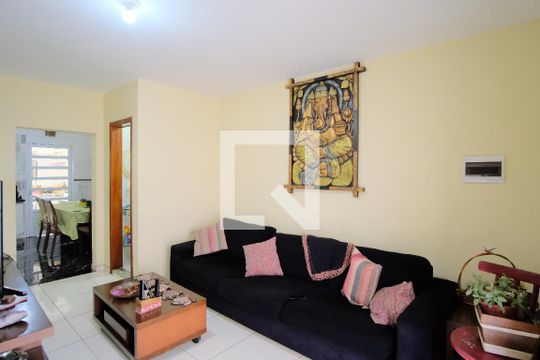 Sala de casa de condomínio à venda com 3 quartos, 130m² em Penha de França, São Paulo