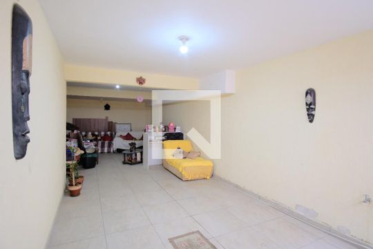 Garagem de casa de condomínio à venda com 3 quartos, 130m² em Penha de França, São Paulo