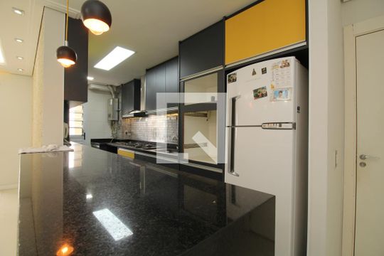 Cozinha de apartamento à venda com 2 quartos, 80m² em Chácara Agrindus, Taboão da Serra