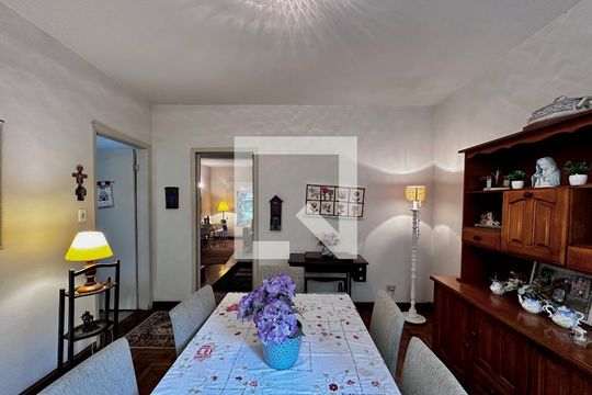Sala de casa à venda com 4 quartos, 170m² em Campo Belo, São Paulo