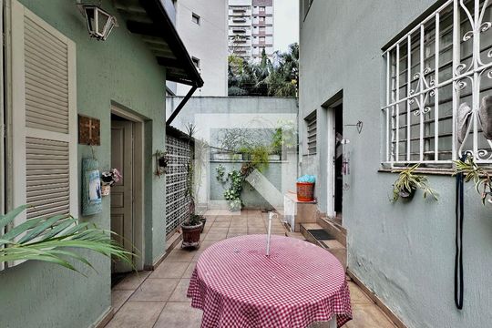 Quintal de casa para alugar com 4 quartos, 170m² em Campo Belo, São Paulo