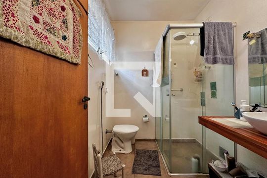 Banheiro Suíte de casa para alugar com 4 quartos, 170m² em Campo Belo, São Paulo