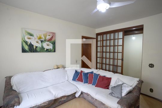 Sala de TV de casa para alugar com 3 quartos, 250m² em Vila Mariana, São Paulo