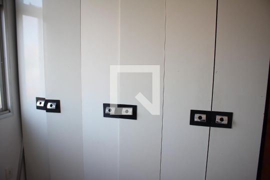 Quarto 1 de apartamento à venda com 3 quartos, 178m² em Santa Cruz Industrial, Contagem