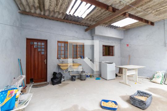Área de Serviço / Quintal de casa à venda com 2 quartos, 150m² em Vila Carmosina, São Paulo