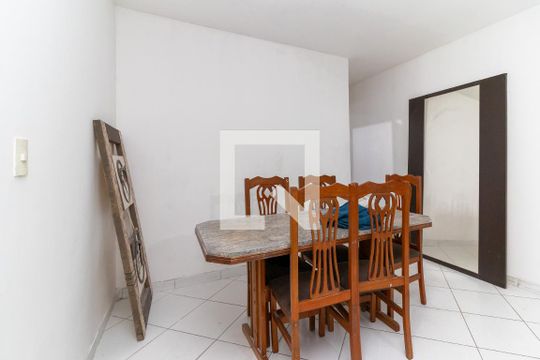 Sala de Jantar de casa à venda com 2 quartos, 150m² em Vila Carmosina, São Paulo
