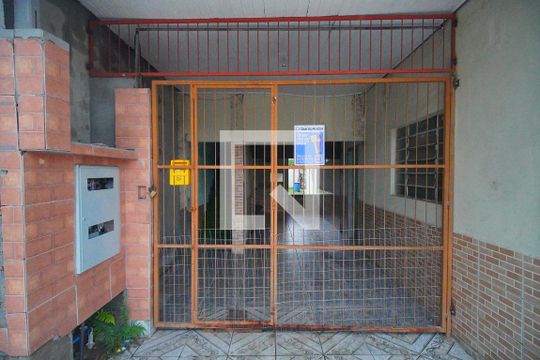 Garagem de casa para alugar com 3 quartos, 90m² em São Jorge, Novo Hamburgo