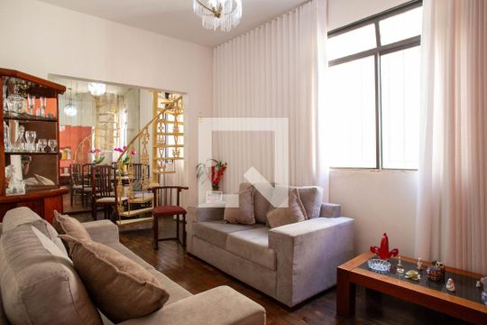 Apartamento à venda com 4 quartos, 136m² em Sagrada Família, Belo Horizonte