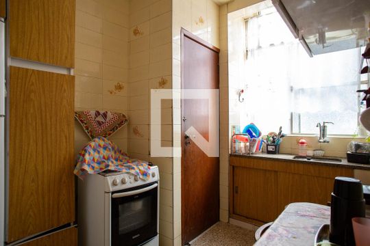 Cozinha de apartamento à venda com 4 quartos, 136m² em Sagrada Família, Belo Horizonte
