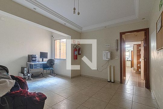 Casa para alugar com 5 quartos, 400m² em Vila da Saúde, São Paulo