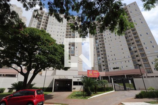 Fachada de apartamento para alugar com 2 quartos, 50m² em Vila Antonieta, São Paulo