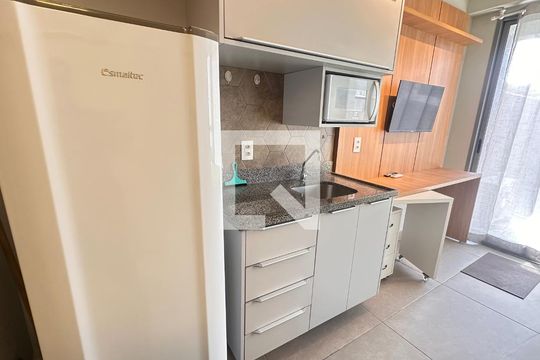 Studio de kitnet/studio à venda com 1 quarto, 31m² em Santo Amaro, São Paulo