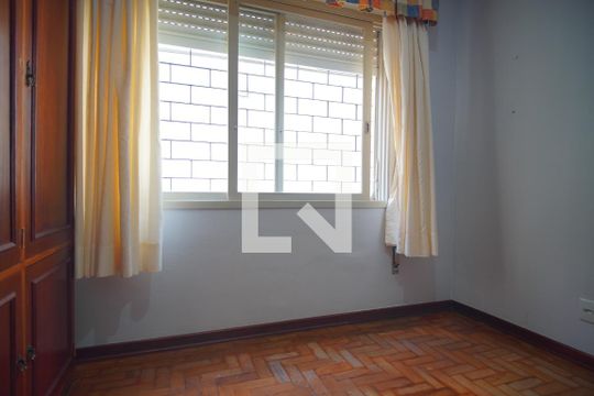 Quarto 2 de casa à venda com 3 quartos, 200m² em Boa Vista, Porto Alegre