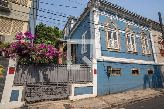 Fachada de casa para alugar com 4 quartos, 300m² em Santa Teresa, Rio de Janeiro