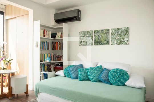 Studio de kitnet/studio para alugar com 1 quarto, 37m² em Mirandópolis, São Paulo