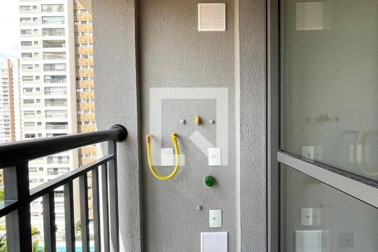 Varanda de apartamento à venda com 1 quarto, 28m² em Jardim Prudência, São Paulo