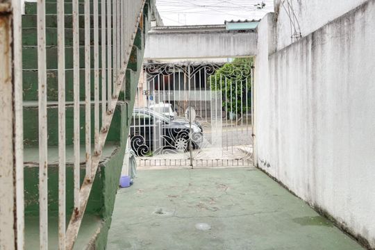 Garagem de casa à venda com 4 quartos, 120m² em Vila Netuno, São Bernardo do Campo