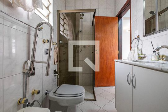 Banheiro de apartamento à venda com 2 quartos, 86m² em Pinheiros, São Paulo