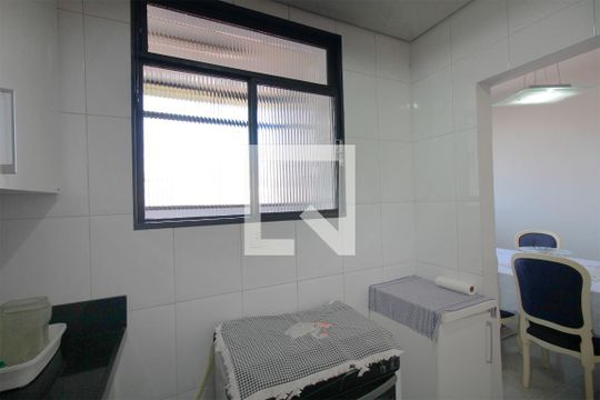 Cozinha de apartamento à venda com 3 quartos, 200m² em Renascença, Belo Horizonte