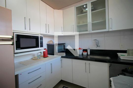Cozinha de apartamento à venda com 3 quartos, 200m² em Renascença, Belo Horizonte