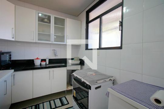 Cozinha de apartamento à venda com 3 quartos, 200m² em Renascença, Belo Horizonte