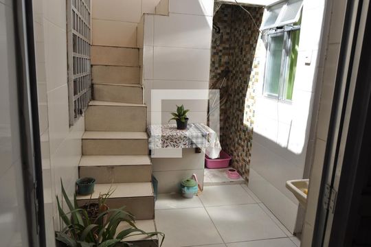 Corredor de casa à venda com 3 quartos, 108m² em Riachuelo, Rio de Janeiro