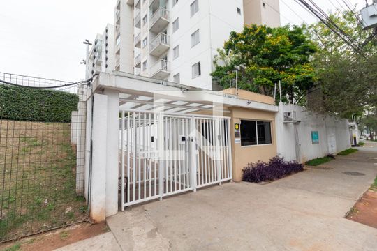 Fachada do Prédio de apartamento à venda com 2 quartos, 45m² em Jardim Colonial, São Paulo