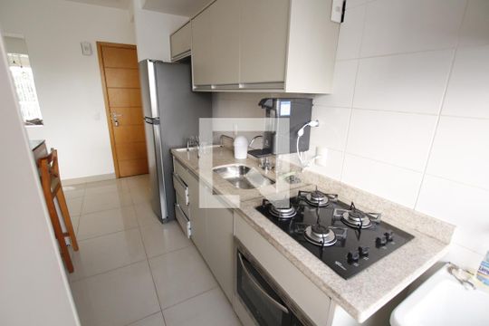 Cozinha de apartamento para alugar com 1 quarto, 42m² em Setor Bueno, Goiânia