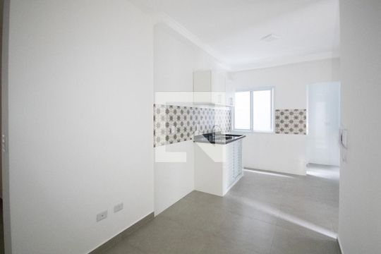 Sala e Cozinha de apartamento para alugar com 2 quartos, 42m² em Vila Maria, São Paulo