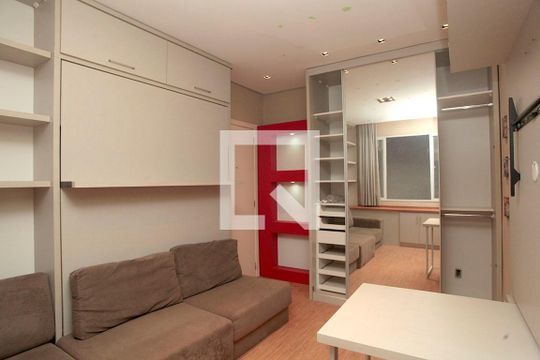 Studio de kitnet/studio à venda com 1 quarto, 27m² em Centro Histórico, Porto Alegre