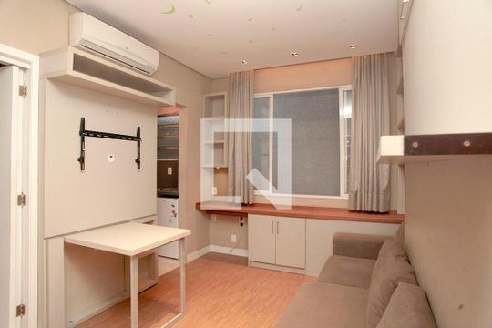 Kitnet/Studio à venda com 1 quarto, 27m² em Centro Histórico, Porto Alegre