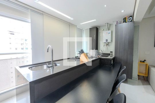 Cozinha de apartamento à venda com 1 quarto, 40m² em Bela Vista, São Paulo