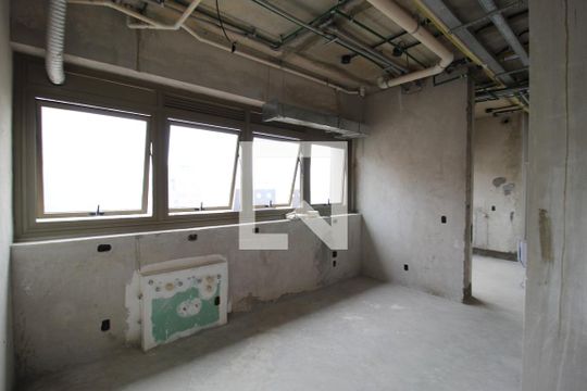 Cozinha de apartamento à venda com 4 quartos, 358m² em Vila Nova Conceição, São Paulo