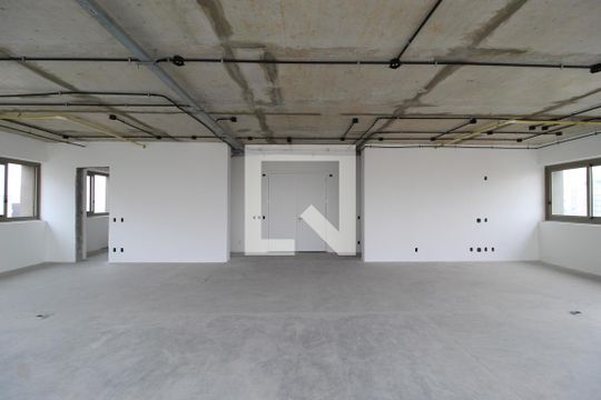 Apartamento à venda com 4 quartos, 358m² em Vila Nova Conceição, São Paulo